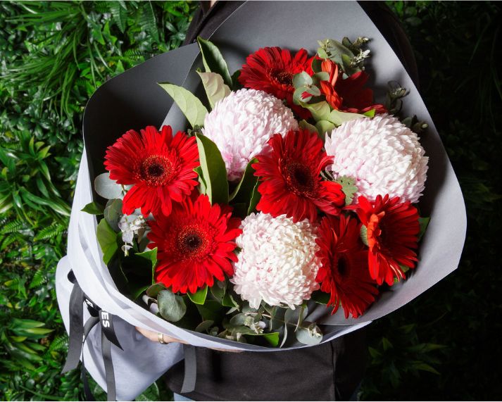 Member-Exclusive Petal Parade Bouquet