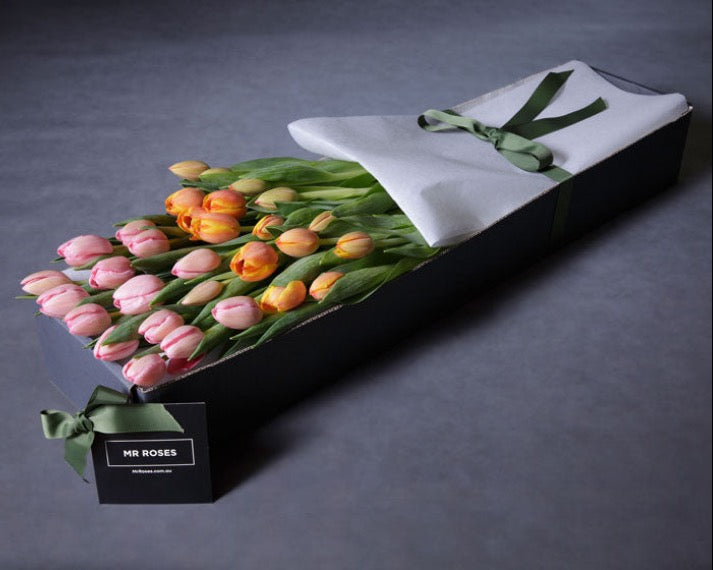 Mother's Day Gift Box - Mixed Coloured Tulips