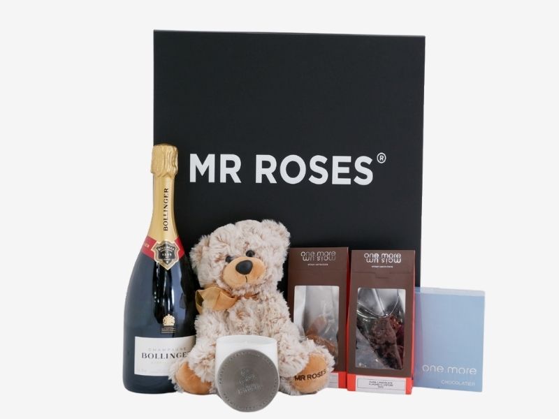 Mr Roses Food Hamper