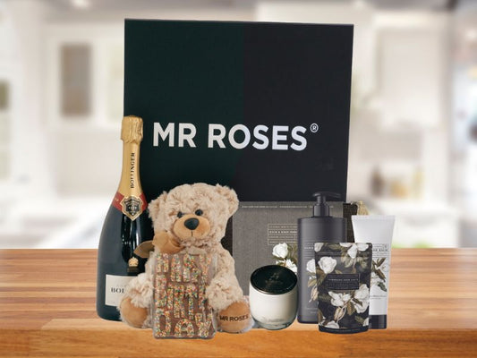 Mr Roses Deluxe Birthday Hamper